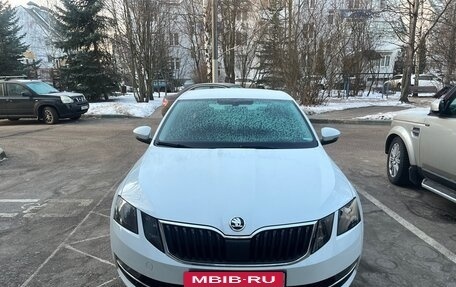 Skoda Octavia, 2018 год, 1 790 000 рублей, 3 фотография