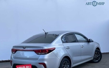 KIA Rio IV, 2018 год, 1 375 000 рублей, 5 фотография