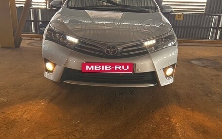 Toyota Corolla, 2013 год, 1 290 000 рублей, 2 фотография