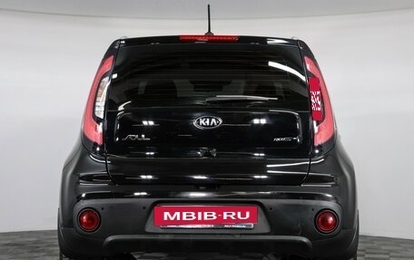 KIA Soul II рестайлинг, 2017 год, 1 677 000 рублей, 6 фотография