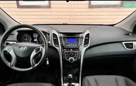 Hyundai i30 II рестайлинг, 2013 год, 799 000 рублей, 4 фотография