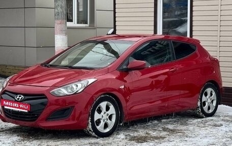 Hyundai i30 II рестайлинг, 2013 год, 799 000 рублей, 2 фотография