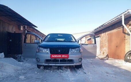 Nissan Liberty, 1999 год, 410 000 рублей, 2 фотография