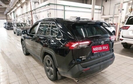 Toyota RAV4, 2022 год, 3 897 000 рублей, 10 фотография