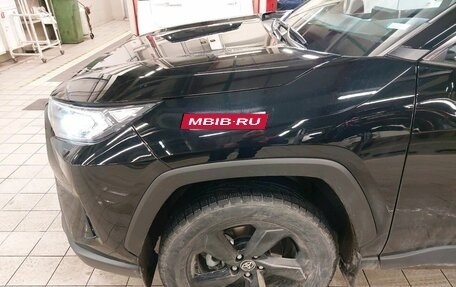 Toyota RAV4, 2022 год, 3 897 000 рублей, 3 фотография