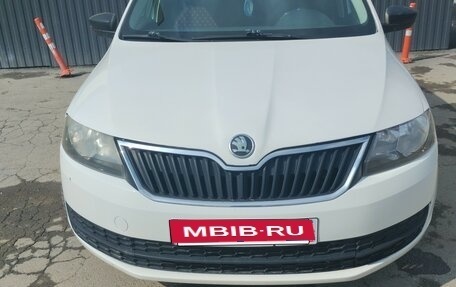 Skoda Rapid I, 2015 год, 620 000 рублей, 2 фотография