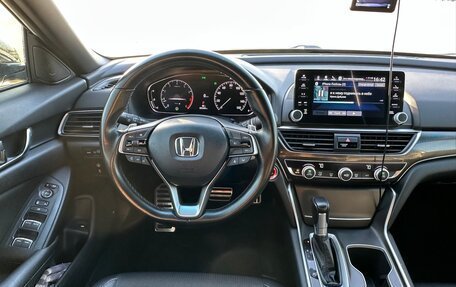 Honda Accord IX рестайлинг, 2020 год, 2 750 000 рублей, 21 фотография