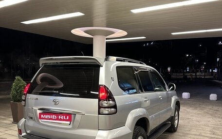 Toyota Land Cruiser Prado 120 рестайлинг, 2006 год, 2 050 000 рублей, 11 фотография