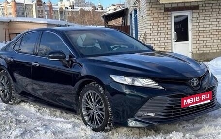 Toyota Camry, 2018 год, 3 199 999 рублей, 14 фотография