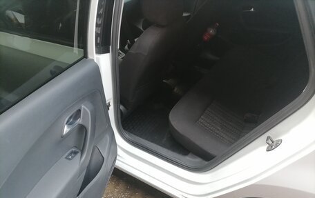 Volkswagen Polo VI (EU Market), 2018 год, 900 000 рублей, 9 фотография