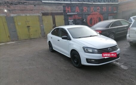 Volkswagen Polo VI (EU Market), 2018 год, 900 000 рублей, 3 фотография