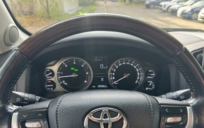 Toyota Land Cruiser 200, 2017 год, 5 550 000 рублей, 1 фотография