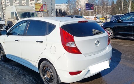 Hyundai Solaris II рестайлинг, 2014 год, 890 000 рублей, 9 фотография