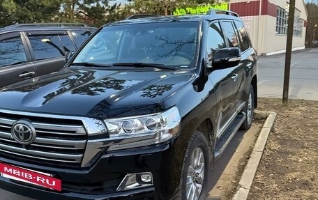 Toyota Land Cruiser 200, 2017 год, 5 550 000 рублей, 22 фотография