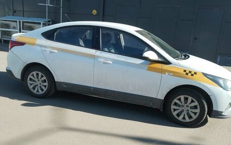 Hyundai Solaris II рестайлинг, 2021 год, 1 250 000 рублей, 5 фотография