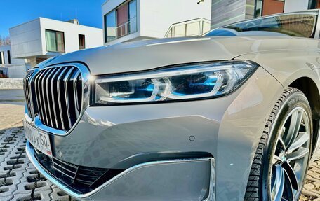 BMW 7 серия, 2019 год, 7 450 000 рублей, 22 фотография