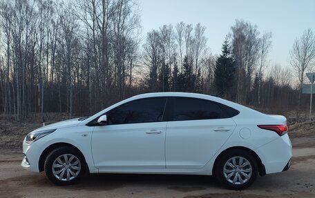 Hyundai Solaris II рестайлинг, 2017 год, 1 395 000 рублей, 7 фотография