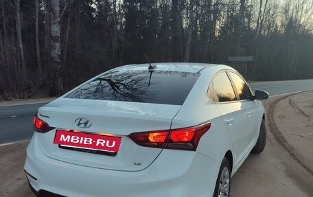 Hyundai Solaris II рестайлинг, 2017 год, 1 395 000 рублей, 8 фотография