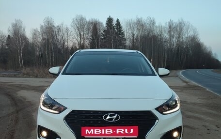 Hyundai Solaris II рестайлинг, 2017 год, 1 395 000 рублей, 3 фотография