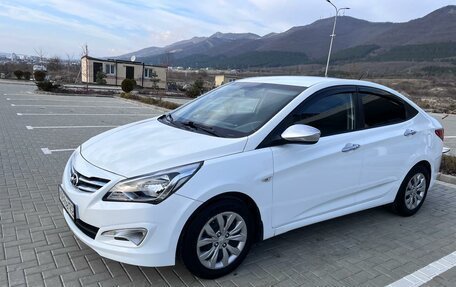 Hyundai Solaris II рестайлинг, 2014 год, 630 000 рублей, 3 фотография