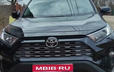 Toyota RAV4, 2021 год, 3 650 000 рублей, 1 фотография