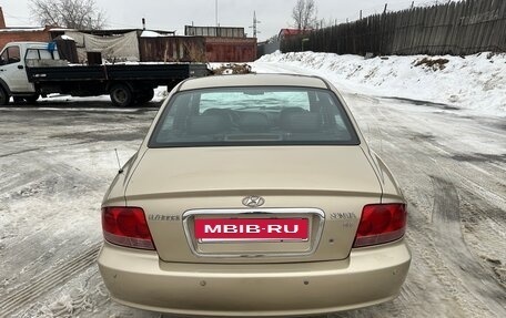 Hyundai Sonata IV рестайлинг, 2005 год, 465 000 рублей, 8 фотография