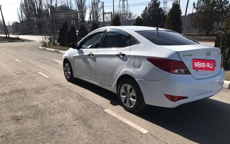 Hyundai Solaris II рестайлинг, 2015 год, 750 000 рублей, 7 фотография