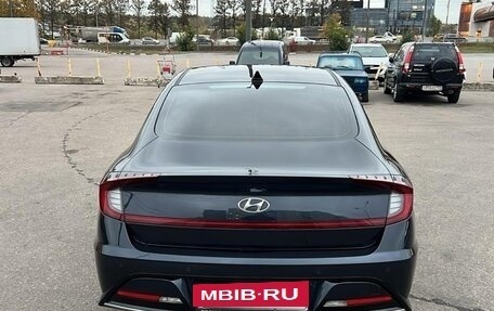 Hyundai Sonata VIII, 2022 год, 2 550 000 рублей, 4 фотография