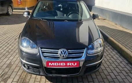 Volkswagen Jetta VI, 2007 год, 600 000 рублей, 2 фотография