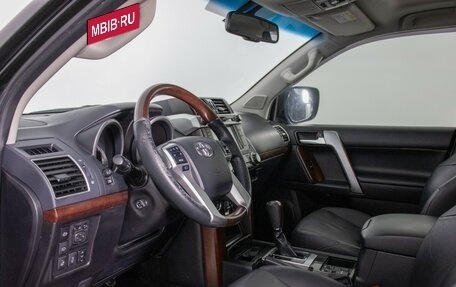 Toyota Land Cruiser Prado 150 рестайлинг 2, 2016 год, 4 459 000 рублей, 10 фотография