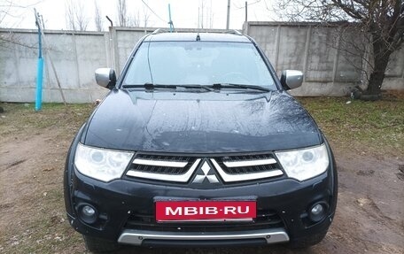 Mitsubishi Pajero Sport II рестайлинг, 2015 год, 1 750 000 рублей, 15 фотография