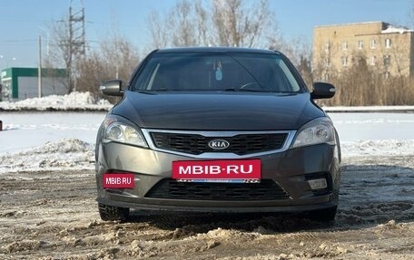 KIA cee'd I рестайлинг, 2010 год, 780 000 рублей, 2 фотография