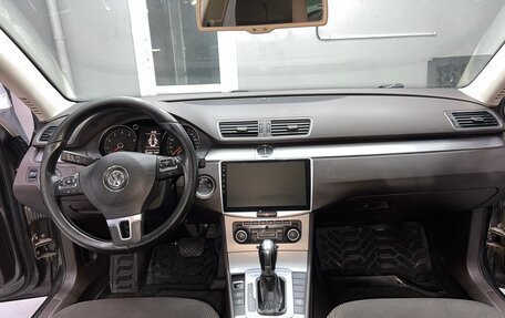 Volkswagen Passat B7, 2011 год, 1 045 000 рублей, 6 фотография