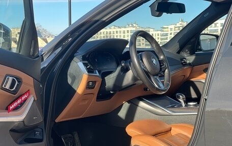 BMW 3 серия, 2019 год, 4 090 000 рублей, 17 фотография