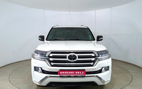 Toyota Land Cruiser 200, 2017 год, 5 999 000 рублей, 2 фотография