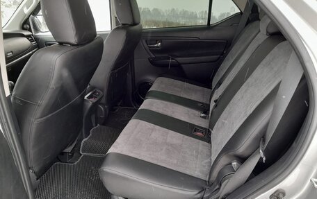Toyota Fortuner II, 2021 год, 4 900 000 рублей, 10 фотография