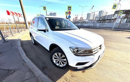 Volkswagen Tiguan II, 2017 год, 2 400 000 рублей, 10 фотография