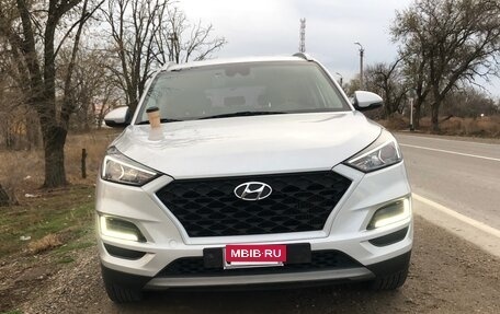 Hyundai Tucson III, 2019 год, 2 162 000 рублей, 2 фотография