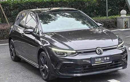Volkswagen Golf VIII, 2021 год, 1 805 000 рублей, 2 фотография