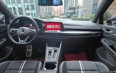 Volkswagen Golf VIII, 2021 год, 1 805 000 рублей, 12 фотография