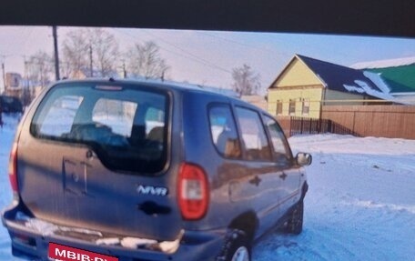 Chevrolet Niva I рестайлинг, 2004 год, 295 000 рублей, 3 фотография