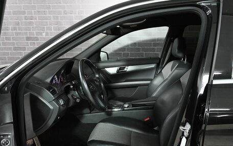 Mercedes-Benz C-Класс, 2010 год, 1 300 000 рублей, 9 фотография