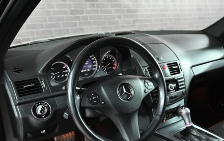 Mercedes-Benz C-Класс, 2010 год, 1 300 000 рублей, 11 фотография