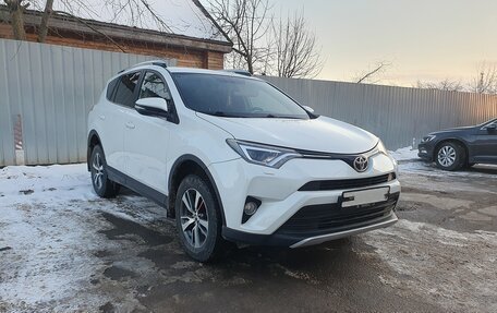 Toyota RAV4, 2019 год, 2 550 000 рублей, 2 фотография