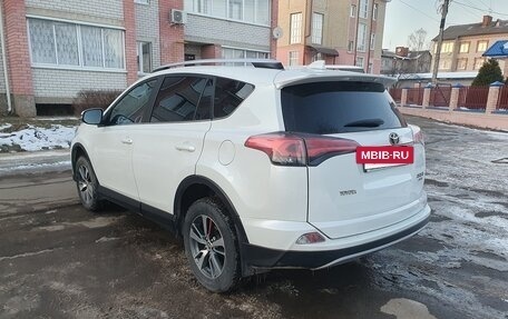 Toyota RAV4, 2019 год, 2 550 000 рублей, 4 фотография