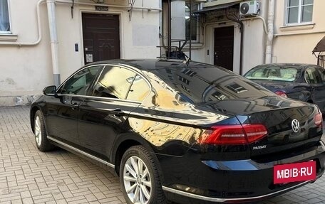 Volkswagen Passat B8 рестайлинг, 2019 год, 2 550 000 рублей, 12 фотография