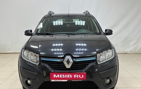 Renault Sandero II рестайлинг, 2015 год, 880 000 рублей, 1 фотография