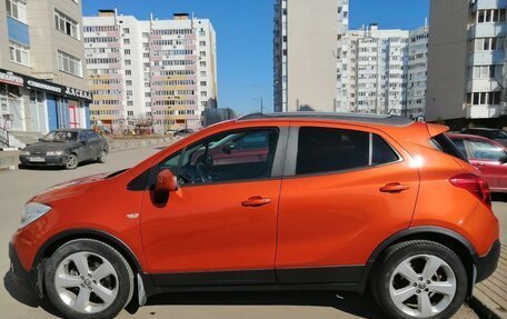 Opel Mokka I, 2014 год, 1 350 000 рублей, 2 фотография