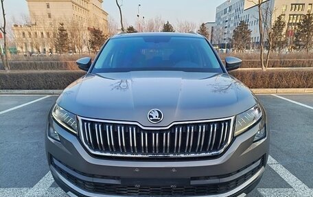 Skoda Kodiaq I, 2021 год, 2 320 000 рублей, 2 фотография