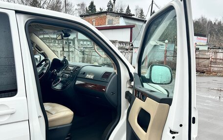 Volkswagen Multivan T5, 2011 год, 2 900 000 рублей, 8 фотография